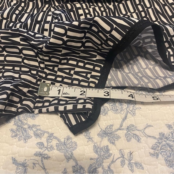 Under Armour Black and White Logo Print Shorts with Liner 3” Inseam - Picture 9 of 9